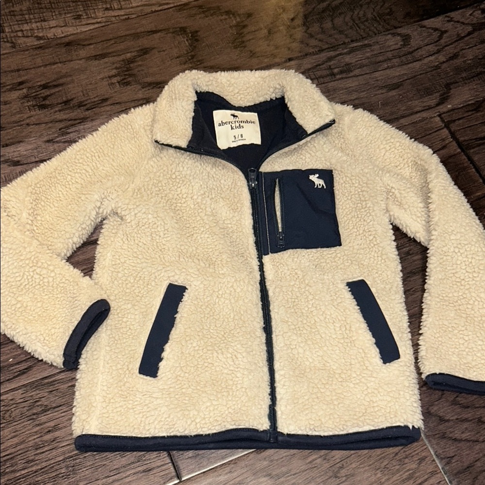 Abercrombie Kids Sz 5/6 Cream Sherpa Jacket